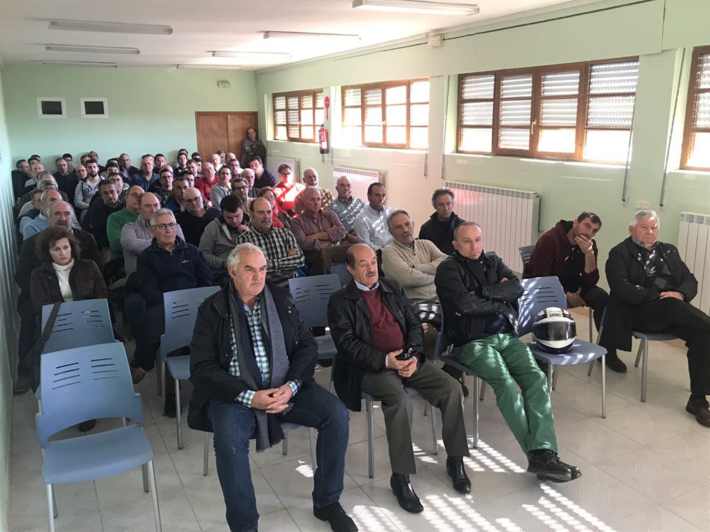 Asamblea comarcal de Asaja en Villarramiel