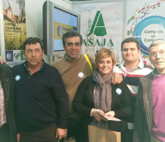 Más de medio centenar de socios de ASAJA de Ávila, en la FIMA 2014