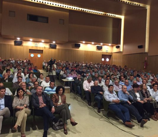 Éxito de participación en la jornada sobre «la problemática del riego por sondeo» de Arévalo