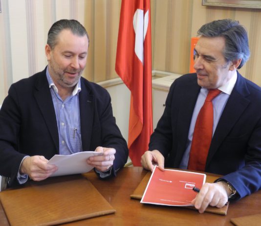 Convenio de colaboración financiera entre ASAJA de Castilla y León y el Banco Santander