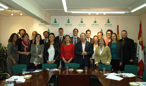 AMFAR y ASAJA reciben a una delegación del Ministerio de Empleo y Asuntos Sociales holandés