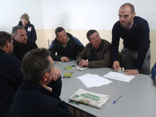Alrededor de 700 agricultores y ganaderos actualizan su carné de fitosanitarios básico en ASAJA