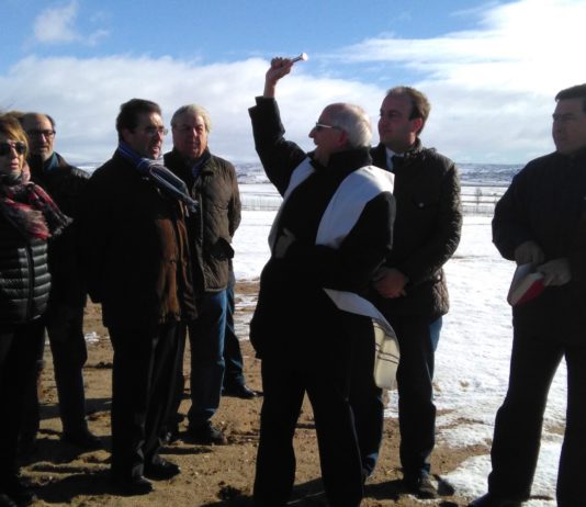 El Obispo de Ávila bendice el campo de la mano de ASAJA