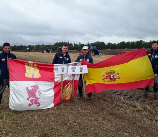 Protagonismo de Castilla y León en el campeonato europeo de arada para estudiantes de capacitación agraria