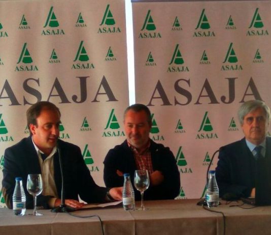 El profesor Badiola, merecedor de la Insignia de Oro de ASAJA de 2019