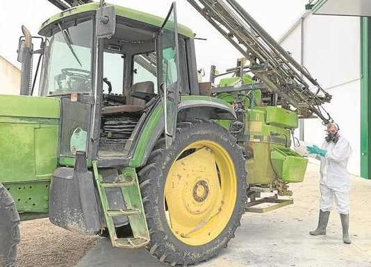 Asaja seguirá sacando los tractores a la calle, ahora, para luchar contra el coronavirus.