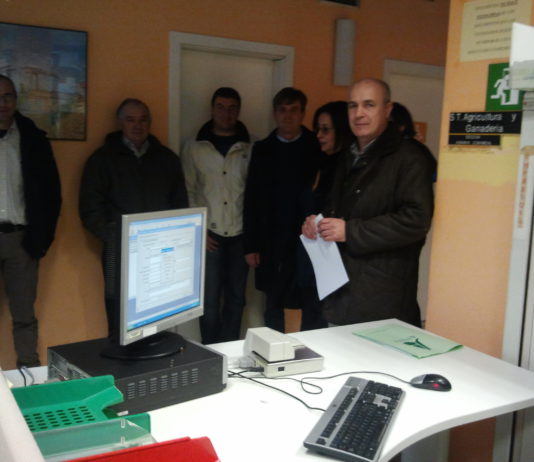 ASAJA PRESENTÓ HOY EN PONFERRADA SU CANDIDATURA A LAS ELECCIONES AL CONSEJO REGULADOR DE LA DENOMINACIÓN DE ORIGEN BIERZO