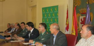 EL SUBDELEGADO DEL GOBIERNO PRESENTA A LAS ORGANIZACIONES AGRARIAS DE LA PROVINCIA EL EQUIPO ROCA QUE OPERA EN LEÓN