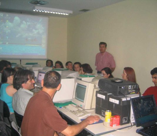 CLAUSURA EN SANTAS MARTAS UN CURSO DE INFORMATICA APLICADA A LA AGRICULTURA