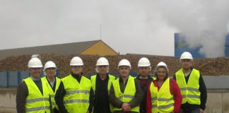 LOS DIRIGENTES DE ASAJA VISITAN LA FÁBRICA AZUCARERA DE LA BAÑEZA Y HACEN UNA FIRME DEFENSA DEL CULTIVO DE LA REMOLACHA