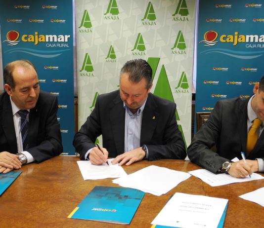 ACUERDO DE ASAJA CASTILLA Y LEÓN Y CAJAMAR CAJA RURAL PARA CANALIZAR LAS AYUDAS DE LA PAC EN LA COMUNIDAD AUTÓNOMA
