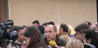 UNOS QUINIENTOS GANADEROS SE MANIFESTARON EN LEON CONTRA DANONE