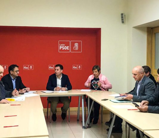 Reunión del PSOE con las organizaciones agrarias
