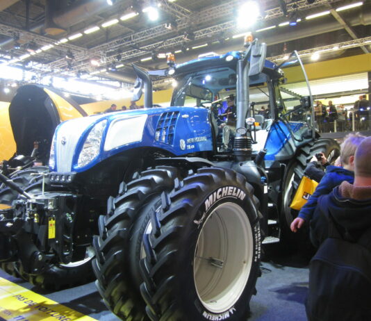 Reuniones informativas sobre planes de mejora, incorporación de jóvenes y ayudas a maquinaria 4.0