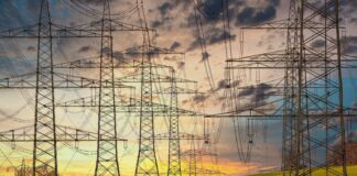 ASAJA pide a la Junta que paralice los trabajos de una línea eléctrica entre Villamañán y Onzonilla