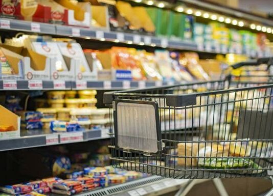 ASAJA Castilla y León denuncia el alto coste que acarrea para agricultores y ganaderos la supresión del IVA de ciertos alimentos