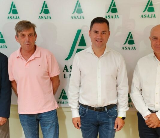 ASAJA recibió a los candidatos del PSOE en un acto de campaña de estos