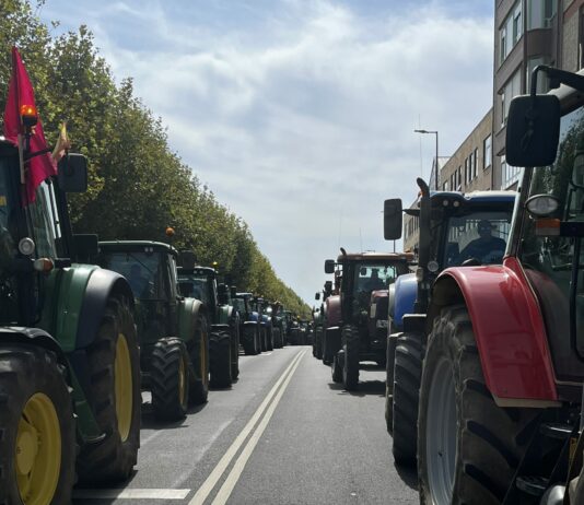 ASAJA apoya la tractorada «blanca» de este viernes en Valladolid, para fortalecer la unidad del sector