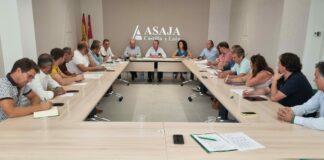 ASAJA de Castilla y León marca su estrategia reivindicativa, con los incendios como tema urgente y la nueva PAC en el horizonte