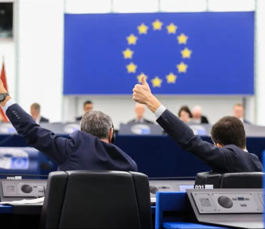 Choque institucional