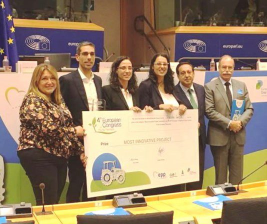 Tres ganaderos de Asaja ganan el premio europeo «Joven Agricultor Innovador»