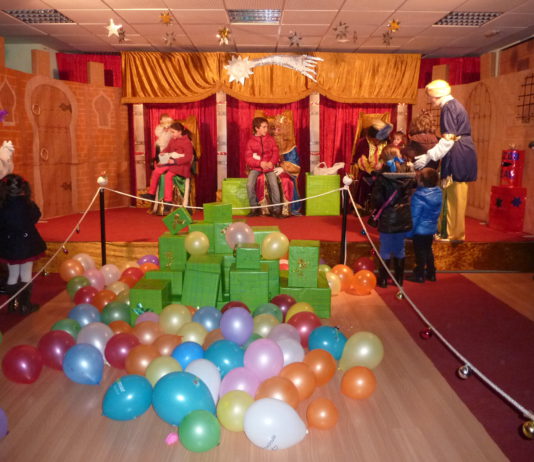 LOS REYES MAGOS RECIBIERON A LOS NIÑOS EN ASAJA PALENCIA