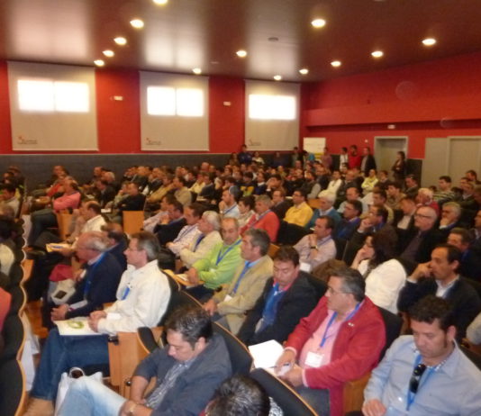 DONACIANO DUJO ANIMA A LOS AGRICULTORES A EMPRENDER PROYECTOS DE COMERCIALIZACIÓN CONJUNTA PARA HACER FRENTE A LAS MULTINACIONALES