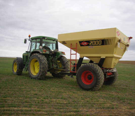 ASAJA critica la subida de los fertilizantes en el momento de máximo consumo