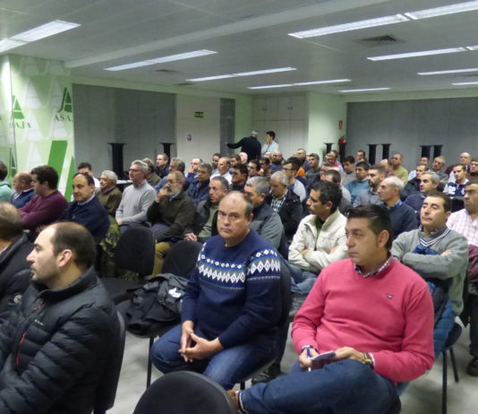Casi 90 agricultores en la reunión con Azucarera celebrada en ASAJA