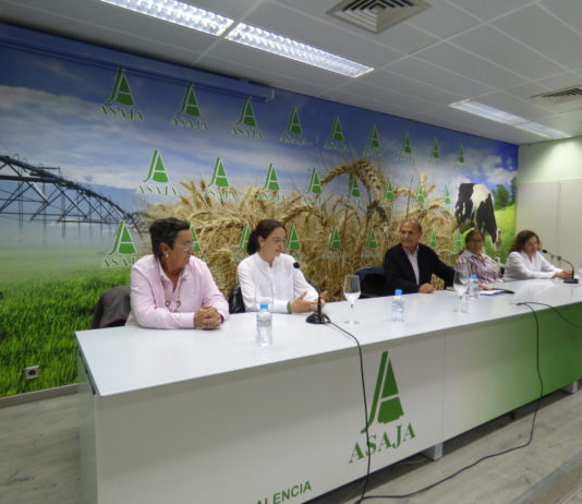 Las agricultoras y ganaderas de ASAJA reivindican su papel en el Día de la Mujer Rural