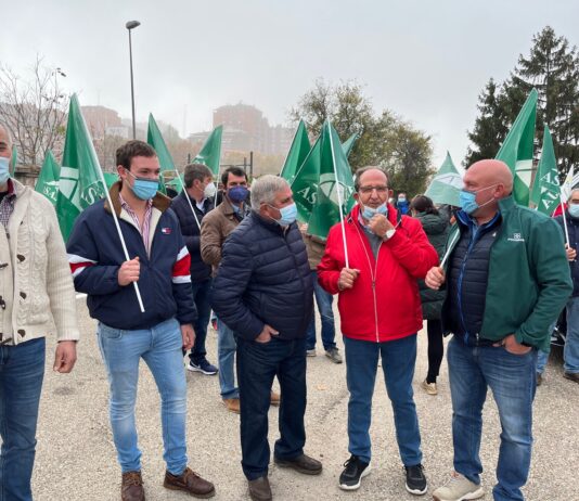 ASAJA y la Alianza continúan su campaña de protestas reclamando precios justos para los ganaderos de leche con un acto en León el próximo 13 de diciembre