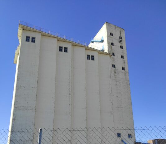 España ayudará a exportar a Ucrania, pero en cantidades anecdóticas