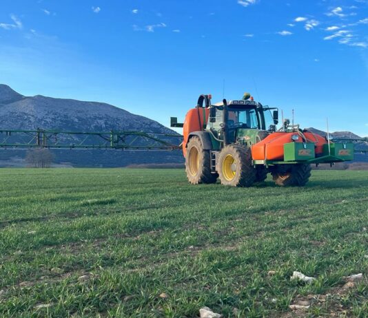El Ministerio aplaza al 1 de enero de 2027 el registro obligatorio de fitosanitarios en cuaderno digital