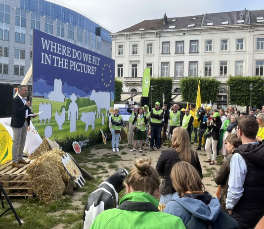 ASAJA muestra ante el Parlamento Europeo su rechazo a la Ley de Restauración de la Naturaleza