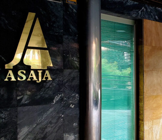 La plantilla de ASAJA-Palencia apoya la movilización y denuncia la sobrecarga laboral por la burocratización