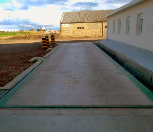 La Junta impulsa una campaña de control metrológico de las básculas puente del sector agropecuario