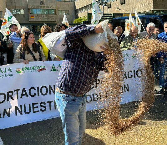 ASAJA-Palencia cierra este lunes 17 sus oficinas para la movilización en Babilafuente (Salamanca)