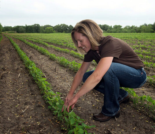 ASAJA-CyL advierte sobre las causas de que se estanque la incorporación de mujeres al sector agrario