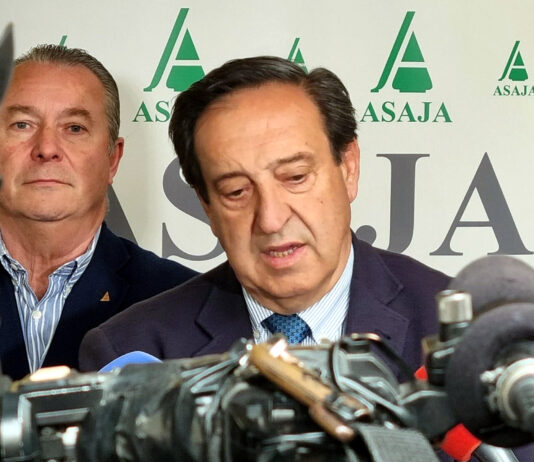 El campo no aguanta más aumentos de costes tras la quinta subida del SMI sin consenso