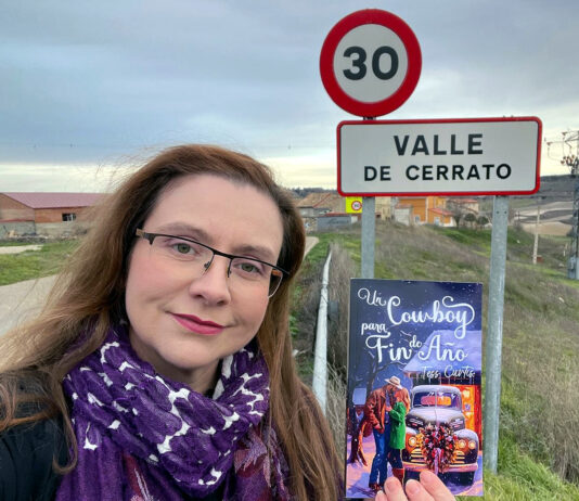 Tess Curtis, la autora —y socia de ASAJA— que publica desde El Cerrato novelas románticas rurales