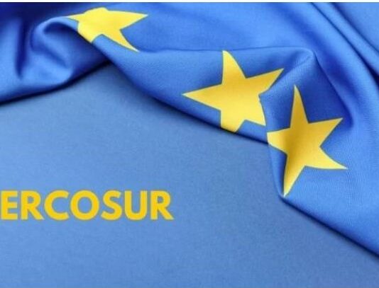 ASAJA denuncia la traición de la UE al campo tras la activación provisional del acuerdo con Mercosur