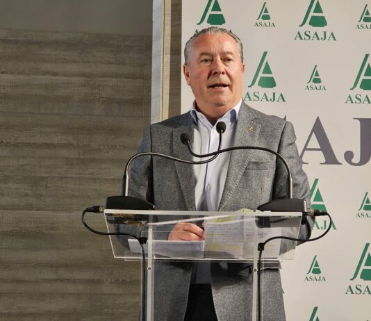 La industria láctea tensa y rompe la cuerda