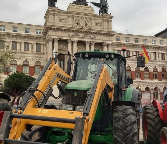 ASAJA, UCCL y COAG de Castilla y León piden a cooperativas y empresas agrarias un apoyo explícito a la movilización de mañana en Madrid