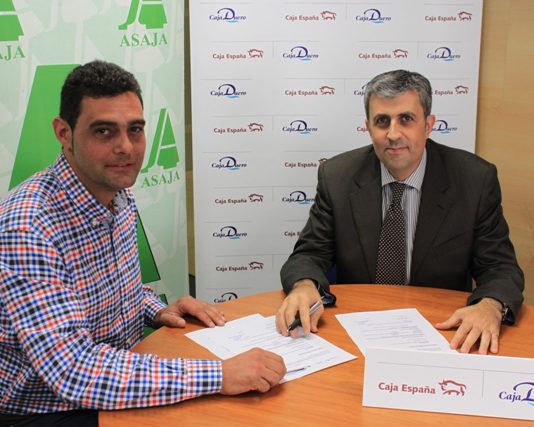 ASAJA Salamanca y Caja España-Duero acuerdan abrir una línea de financiación para el sector de la patata