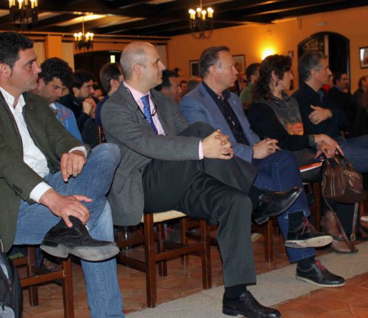 Más de un centenar de ganaderos se forman en sanidad y fertilidad en la jornada de vacuno organizada por ASAJA Salamanca