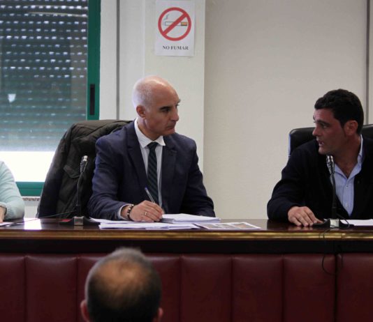 Los ganaderos reclaman a la Junta más efectividad en el control del lobo