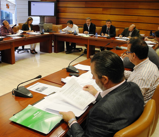 ASAJA: El aumento de poblaciones confirma que, entre el lobo y el ganadero, hoy por hoy se está eligiendo al lobo