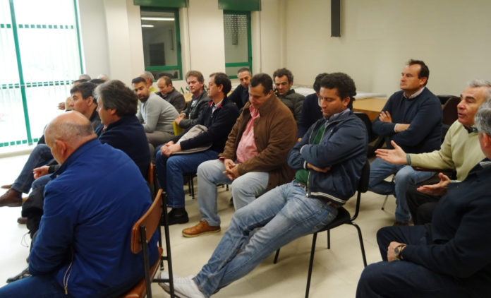 Una imagen de la reunión mantenida en ASAJA Salamanca. FOTO: ASAJA Salamanca