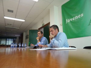 De izquierda a derecha, Juan Luis Delgado, presidente, y Mariano Olea, gerente. Foto: ASAJA Salamanca.