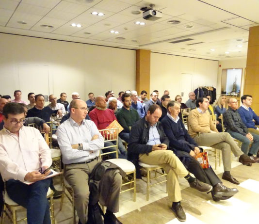 La vespa velutina y el etiquetado de la miel, a examen en las IX Jornadas Apícolas Unas cincuenta personas asistieron a las IX Jornadas Apícolas. REP FOT: VGA ASAJA Salamanca.